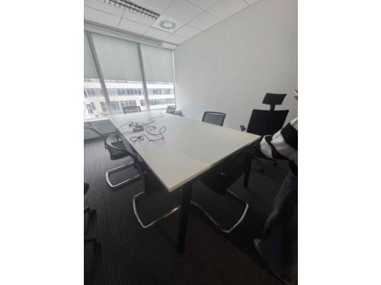 Stół konferencyjny biały 280