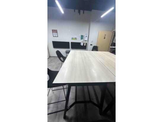 Stół kuchenny wysoki