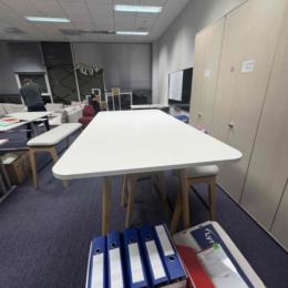 Stół konferencyjny 210