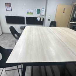 Stół kuchenny wysoki